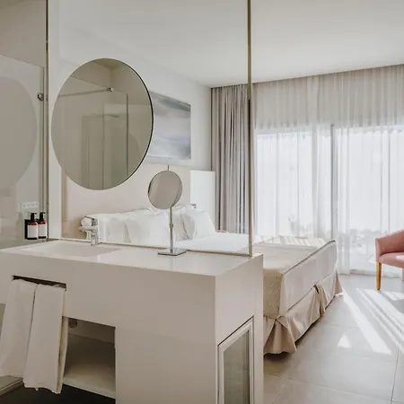 ホテル Grupotel Conil Playa - Adults Only Recommended 4*