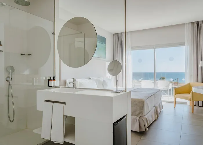 Grupotel Conil Playa - Adults Only Recommended Отель 4*